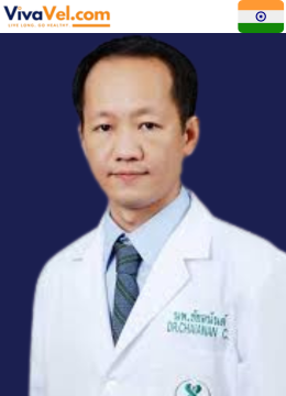 Dr. Chaianan Chaiyamanon – top heart specialist in Bangkok, expert in angioplasty, pacemaker, and arrhythmia at Bumrungrad Hospital