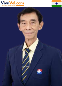 Dr. Damrongpan Watanachote – senior urologist at Bangkok Hospital specializing in prostate, bladder, kidney surgery & reconstructive urology | VivaVel.com