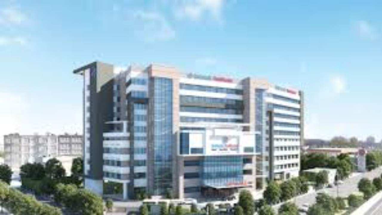 Spacious and well-equipped reception area at Aakash Healthcare Super Speciality Hospital, ensuring a comfortable and seamless patient experience.