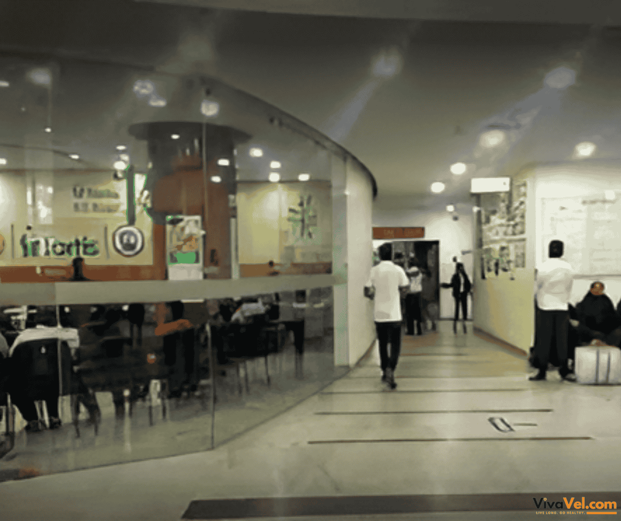 Front view of Fortis Hospital Cunningham Road Bengaluru – Leading multispecialty hospital
