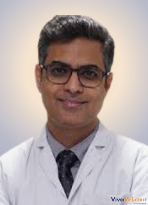 Dr. Asit Arora, senior GI, HPB and liver surgeon at Max Hospital Saket, Delhi, expert in minimally invasive abdominal surgeries