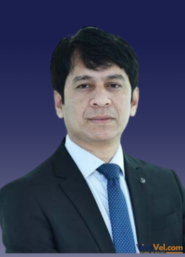 Dr. Giriraj Bora, Chief of Liver Transplant & Senior Consultant in GI & HPB Surgery at Artemis Hospitals, Gurugram, India