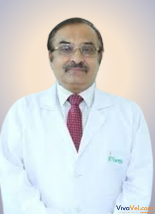 Dr. Suman Bhandari, Director & HOD – Cardiology at Fortis Escorts Heart Institute, New Delhi, specializing in interventional cardiology.