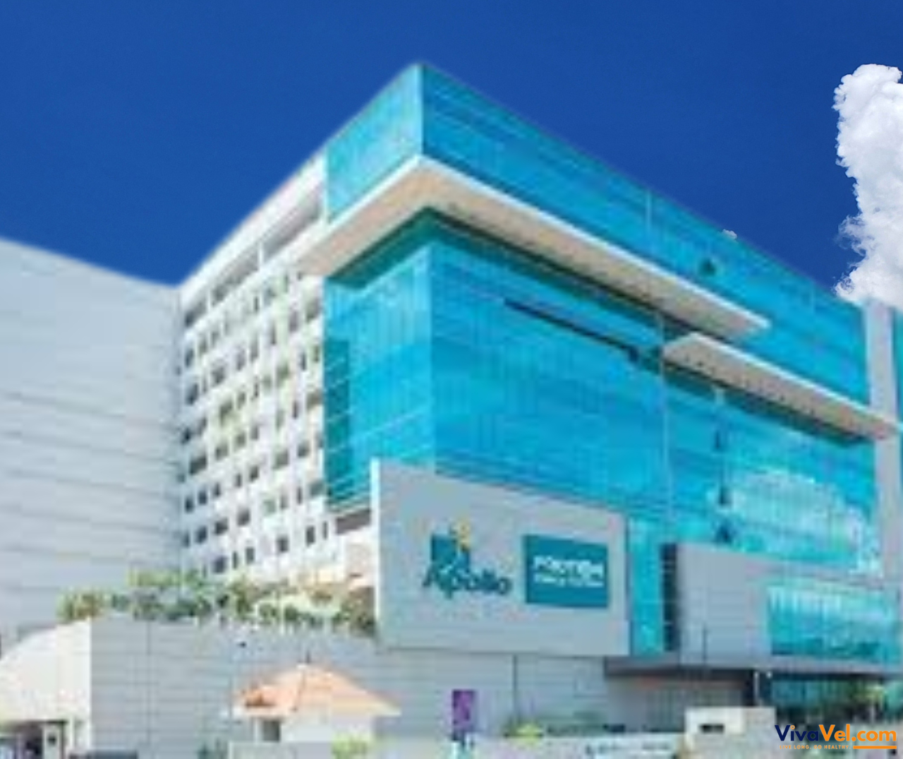 Proton therapy suite at APCC – advanced cancer treatment technology arranged for global patients through VivaVel.com
