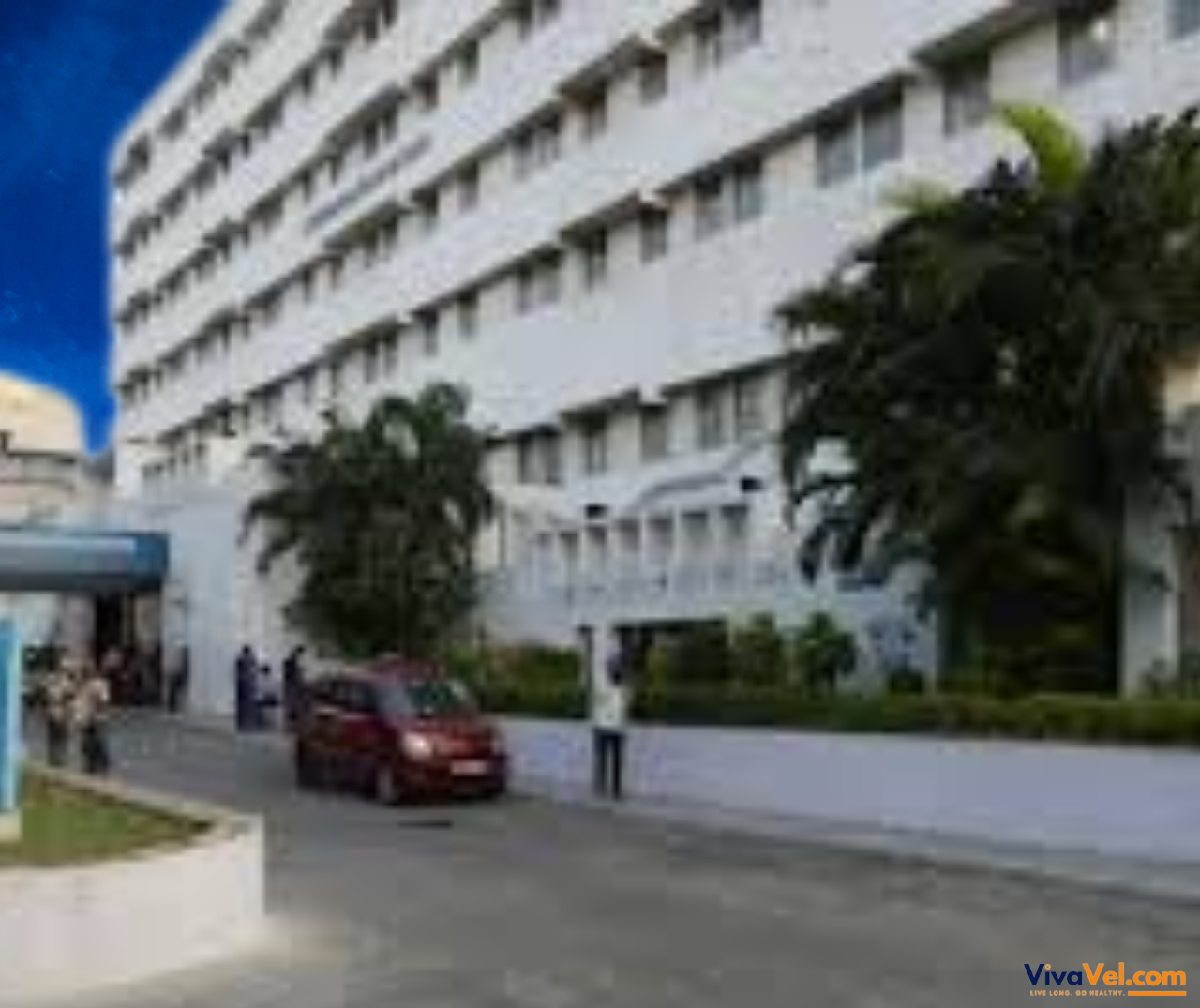 International cardiac patient consulting with top cardiologist at BM Birla Heart Research Centre, coordinated by VivaVel.com