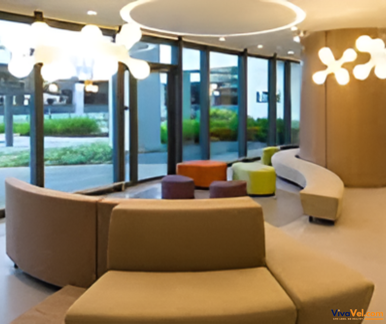Experienced specialists at Farrer Park Hospital delivering care for international patients through VivaVel.com