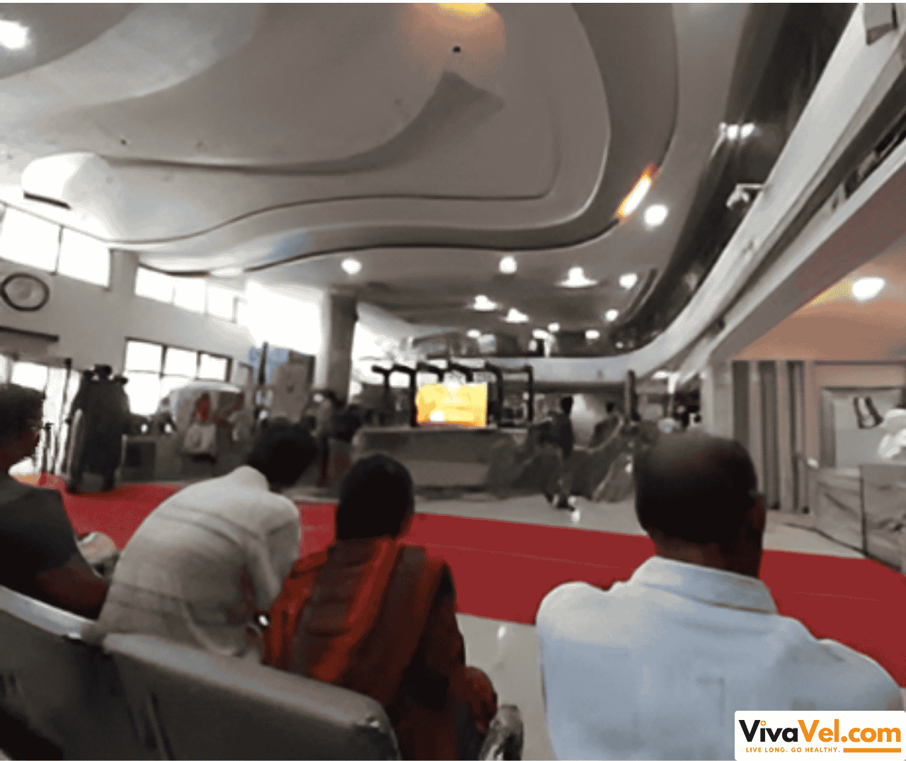 International patient consulting specialist at Jaslok Hospital Mumbai – personalized care via VivaVel.com